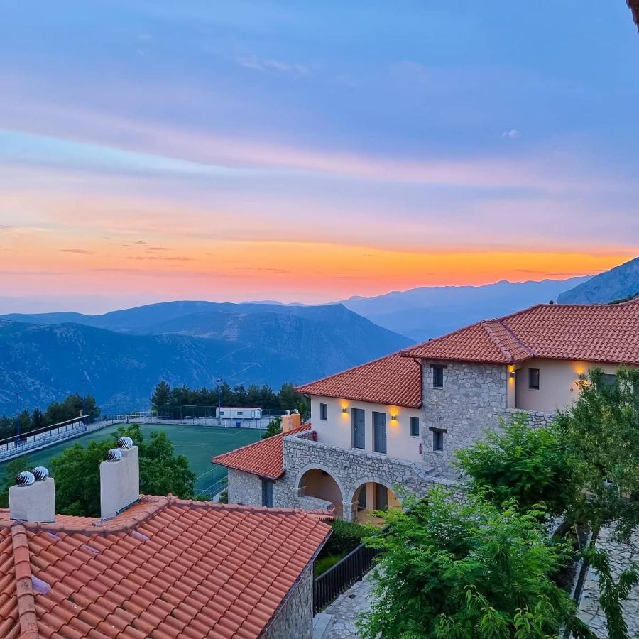 Aegli Arachova Hotel Exterior photo