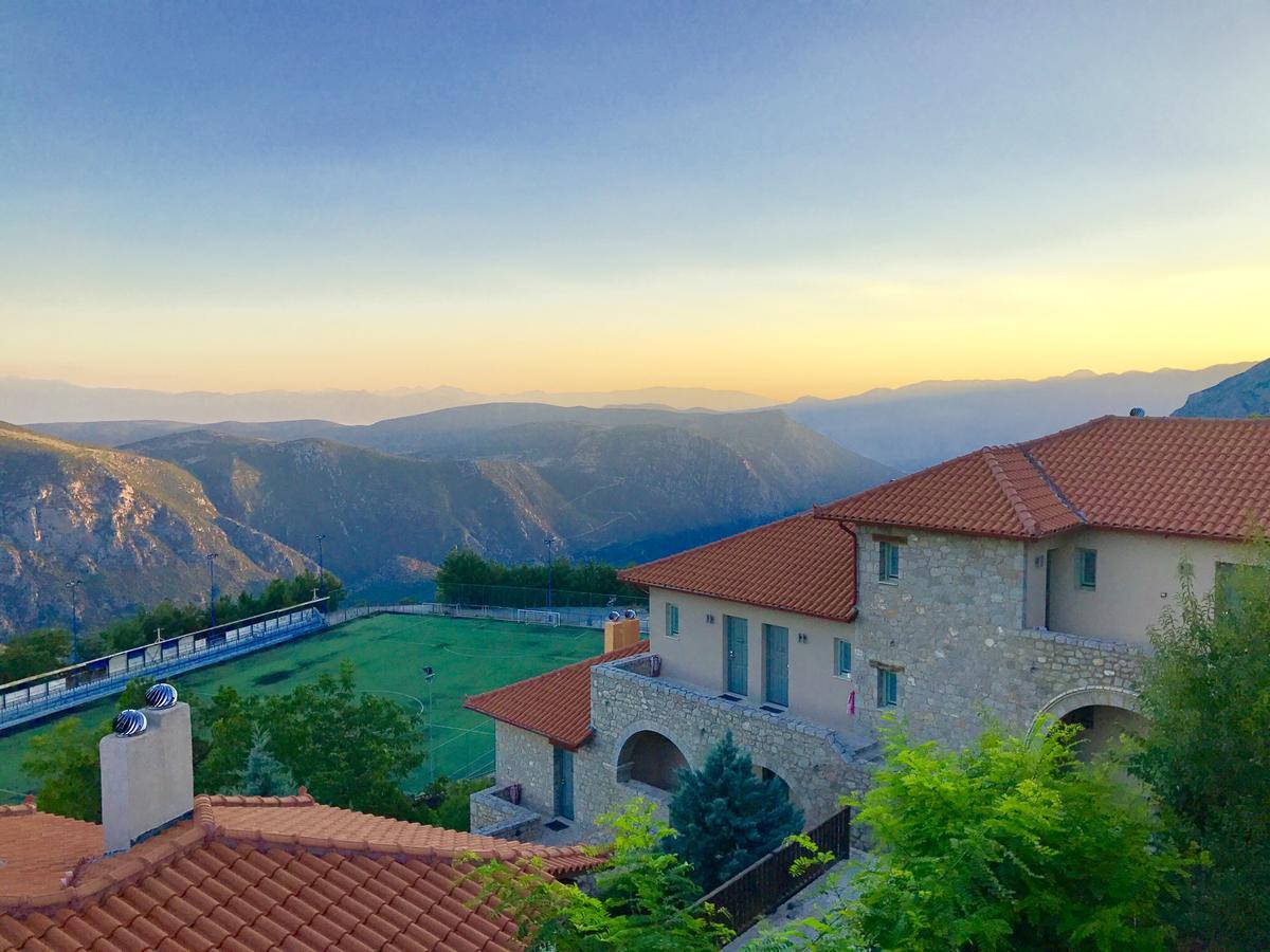 Aegli Arachova Hotel Exterior photo